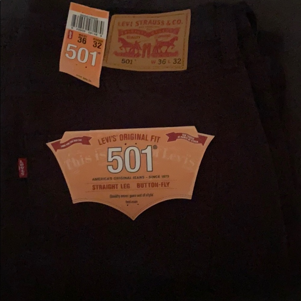 🚨(SOLD)🚨501 Levi’s Original Fit Jeans